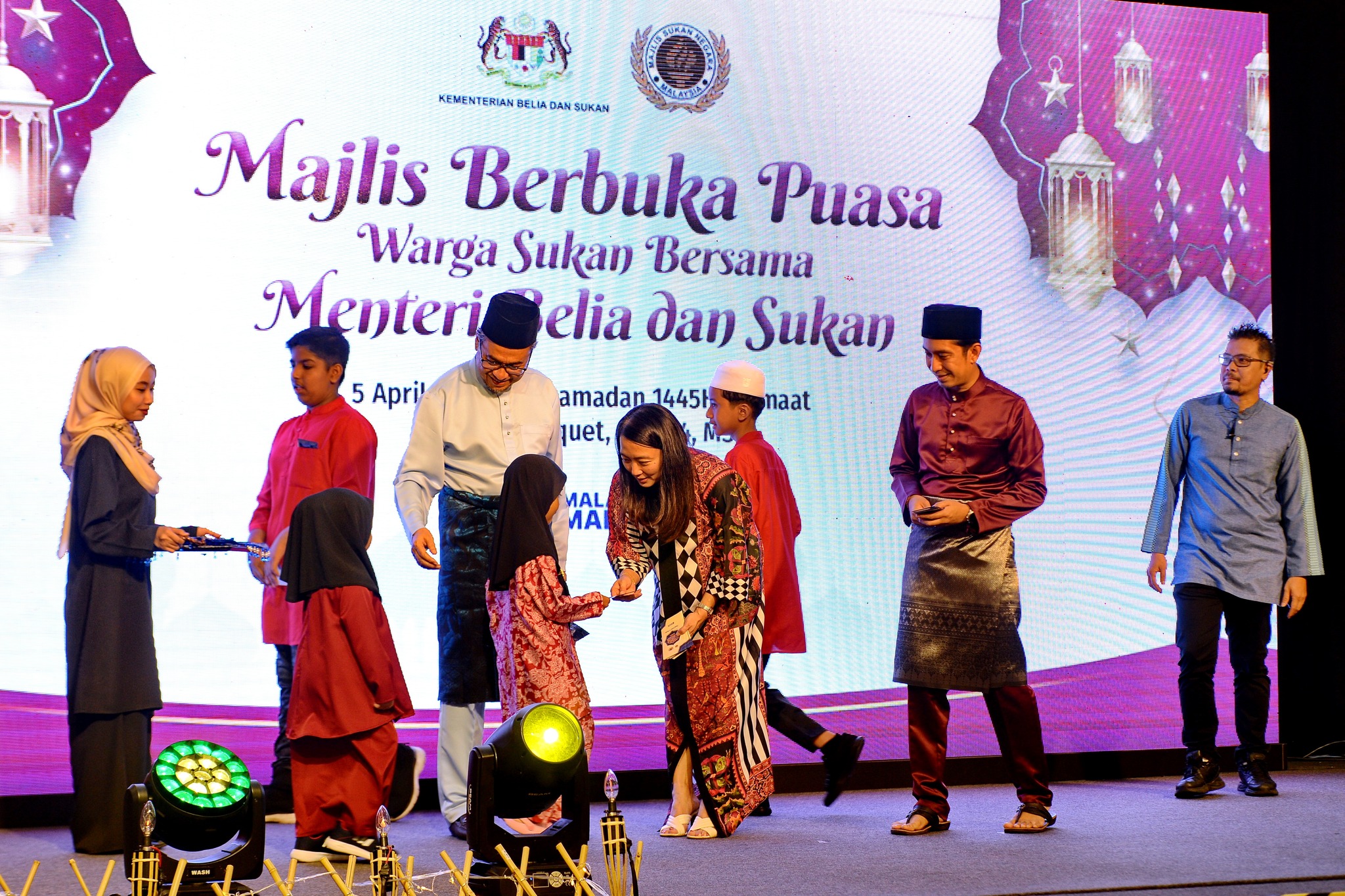 MAJLIS BERBUKA PUASA WARGA SUKAN BERSAMA MENTERI BELIA DAN SUKAN