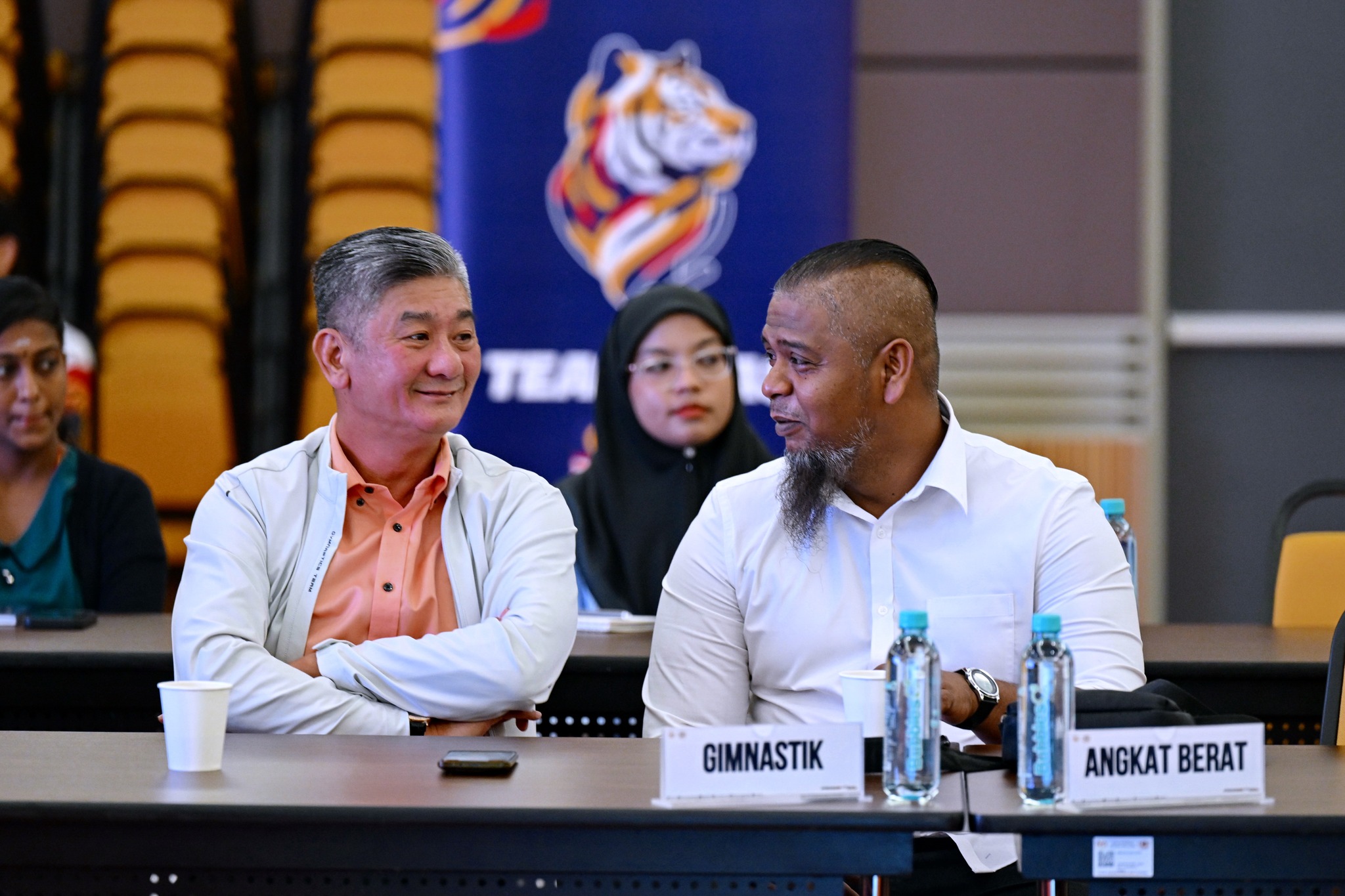 PERBINCANGAN MEJA BULAT MAJLIS SUKAN NEGARA BERSAMA KEMENTERIAN PENDIDIKAN MALAYSIA, KEMENTERIAN PENDIDIKAN TINGGI DAN PERSATUAN SUKAN KEBANGSAAN SERTA TAKLIMAT PERMOHONAN DAN SUKAN KEMENTERIAN BELIA DAN SUKAN Majlis Sukan Negara Malaysia | Majlis Sukan Negara Malaysia