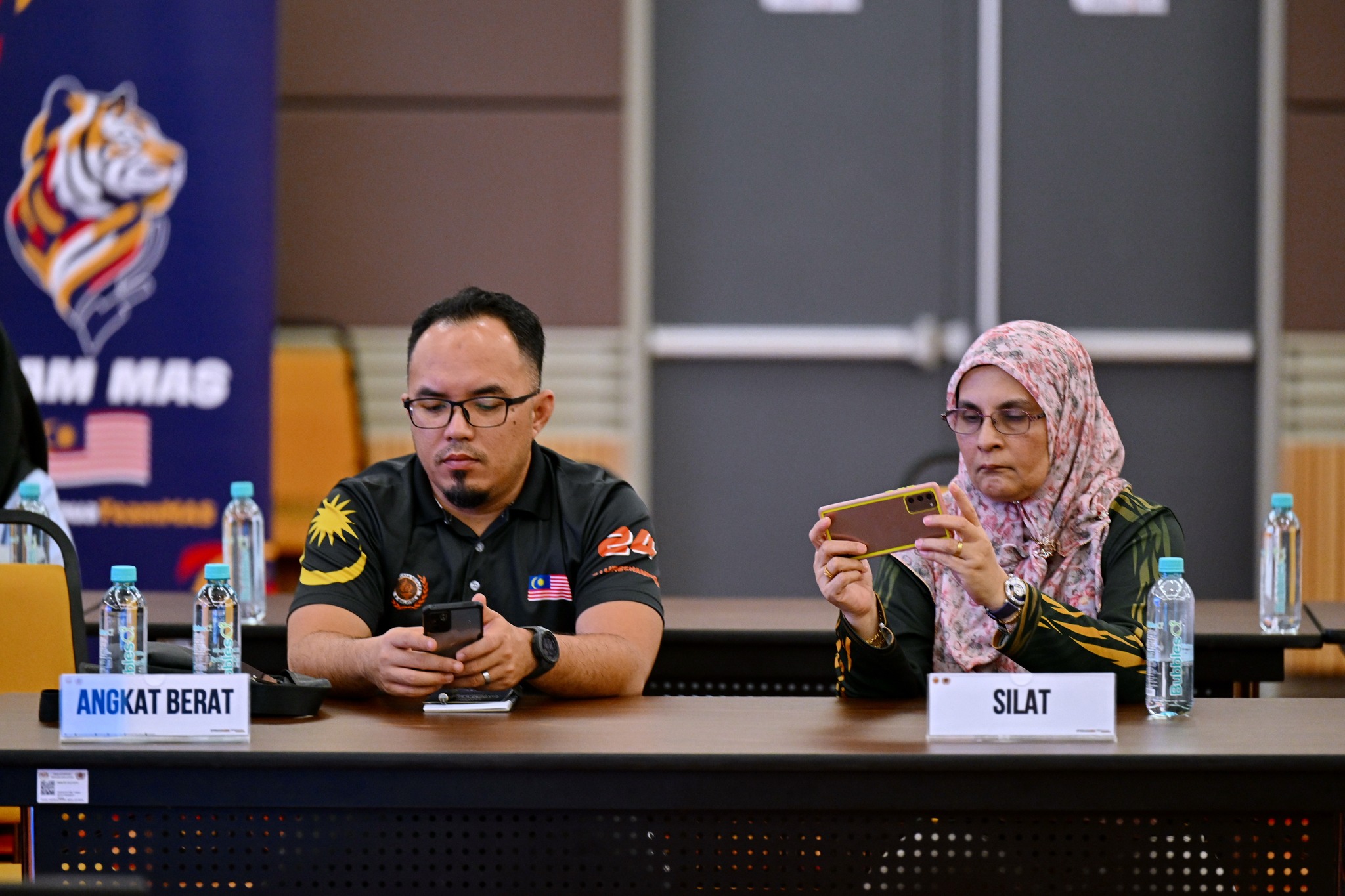 PERBINCANGAN MEJA BULAT MAJLIS SUKAN NEGARA BERSAMA KEMENTERIAN PENDIDIKAN MALAYSIA, KEMENTERIAN PENDIDIKAN TINGGI DAN PERSATUAN SUKAN KEBANGSAAN SERTA TAKLIMAT PERMOHONAN DAN SUKAN KEMENTERIAN BELIA DAN SUKAN Majlis Sukan Negara Malaysia | Majlis Sukan Negara Malaysia