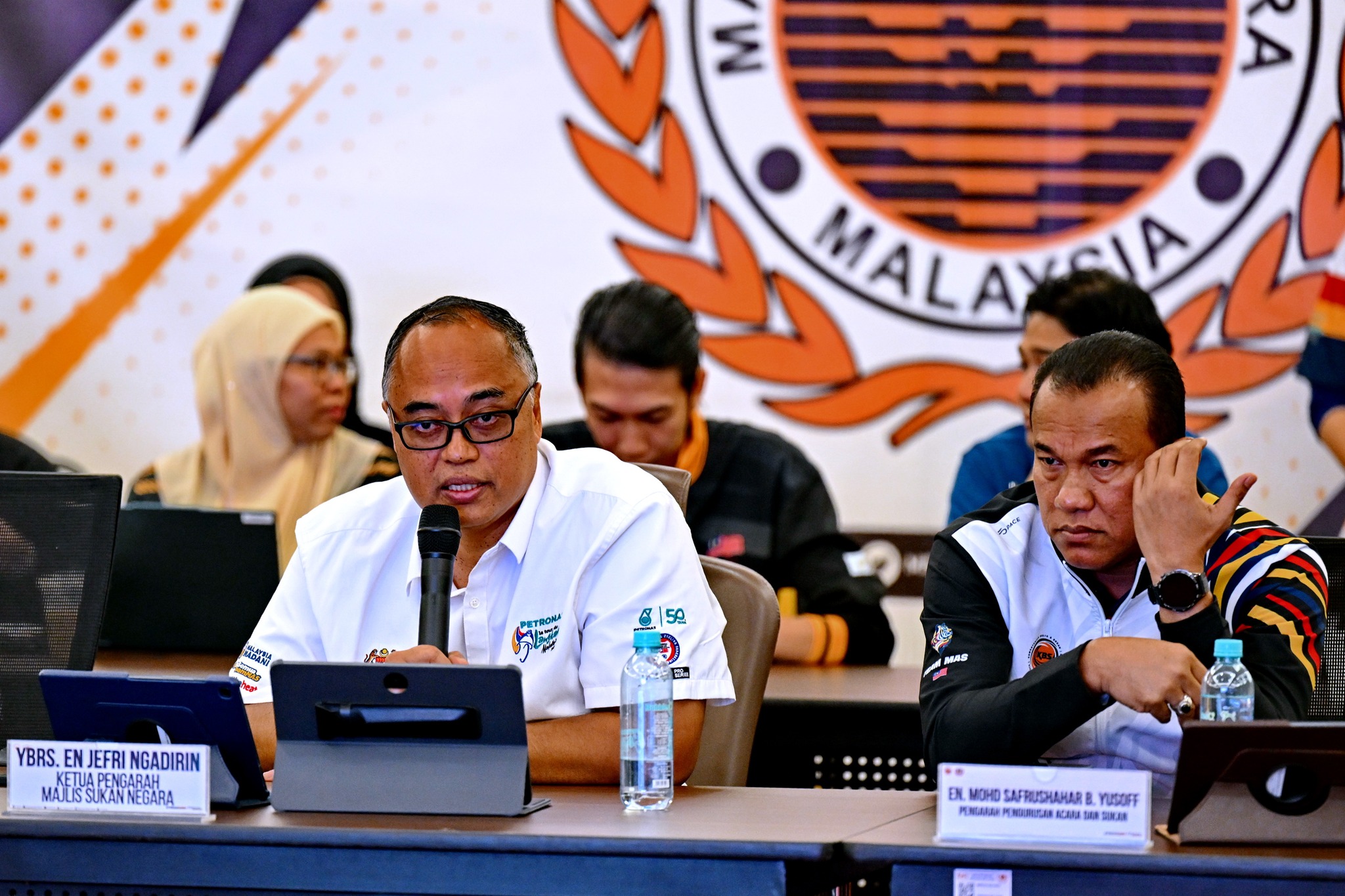PERBINCANGAN MEJA BULAT MAJLIS SUKAN NEGARA BERSAMA KEMENTERIAN PENDIDIKAN MALAYSIA, KEMENTERIAN PENDIDIKAN TINGGI DAN PERSATUAN SUKAN KEBANGSAAN SERTA TAKLIMAT PERMOHONAN DAN SUKAN KEMENTERIAN BELIA DAN SUKAN Majlis Sukan Negara Malaysia | Majlis Sukan Negara Malaysia