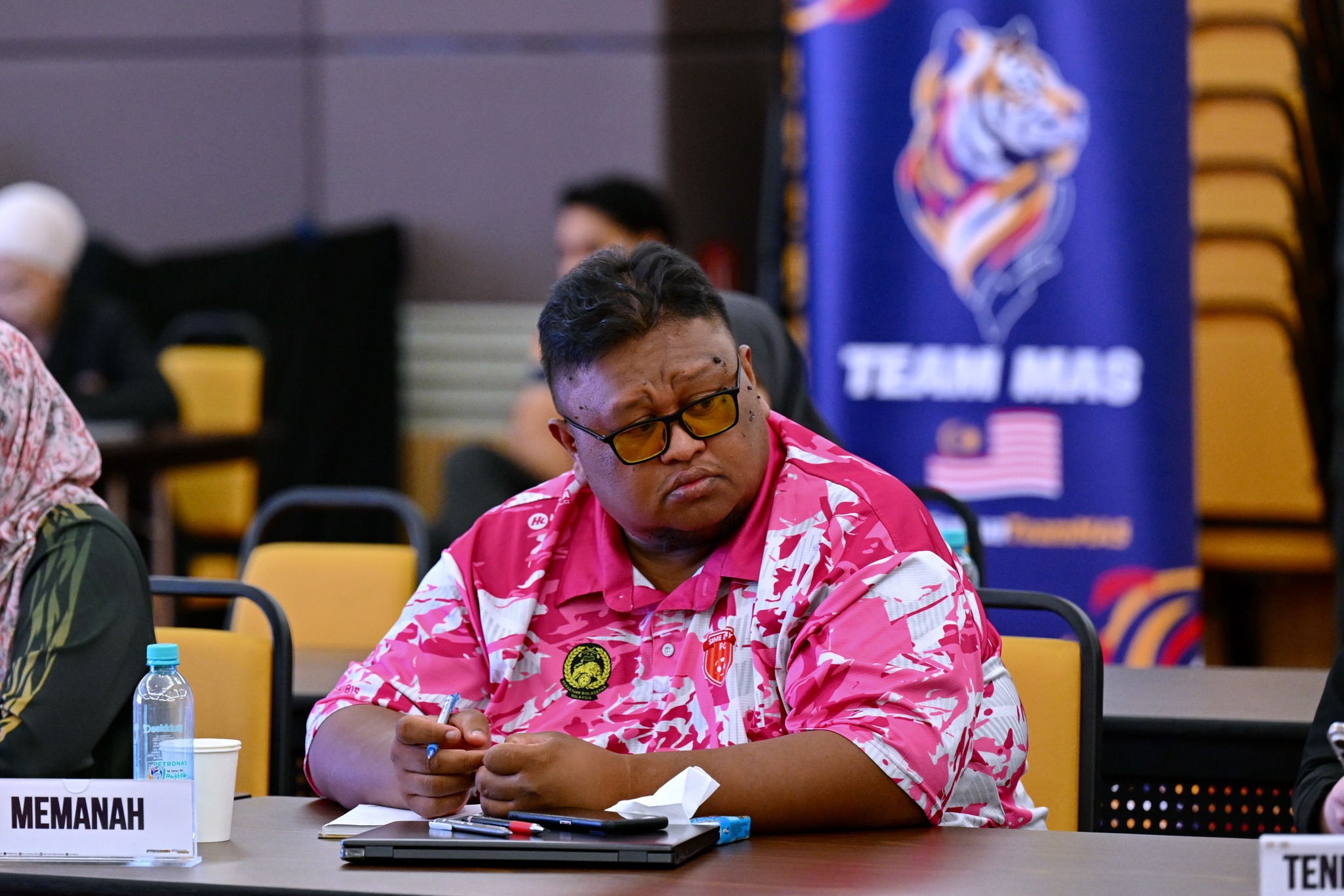 PERBINCANGAN MEJA BULAT MAJLIS SUKAN NEGARA BERSAMA KEMENTERIAN PENDIDIKAN MALAYSIA, KEMENTERIAN PENDIDIKAN TINGGI DAN PERSATUAN SUKAN KEBANGSAAN SERTA TAKLIMAT PERMOHONAN DAN SUKAN KEMENTERIAN BELIA DAN SUKAN Majlis Sukan Negara Malaysia | Majlis Sukan Negara Malaysia
